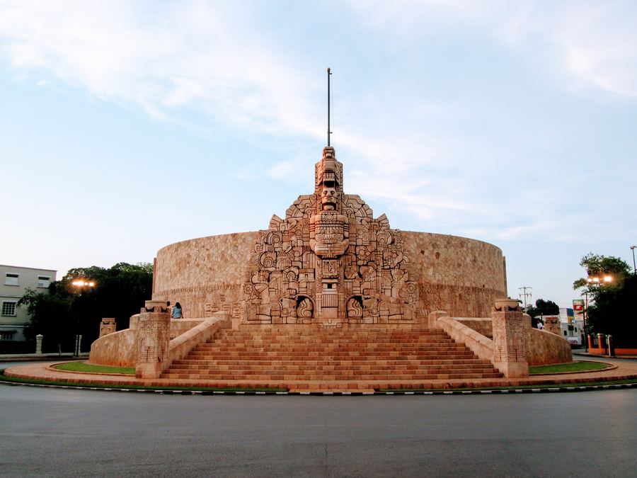Monumento a la Patria