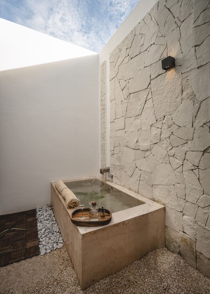 Jacuzzi